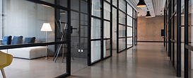 Büro-Halle
